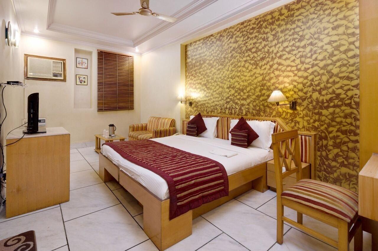 Hotel Singh International Делхи Екстериор снимка